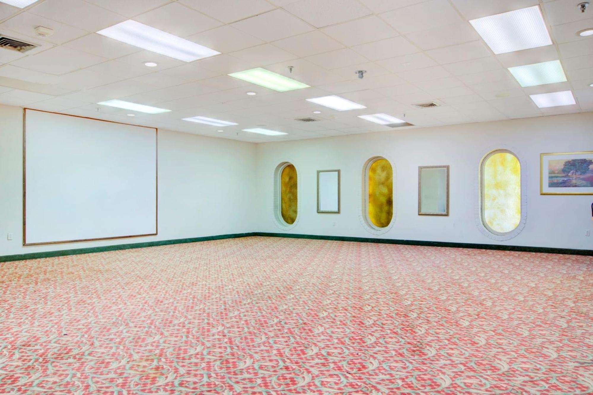 Oyo Hotel Dundee By Crystal Lake מראה חיצוני תמונה